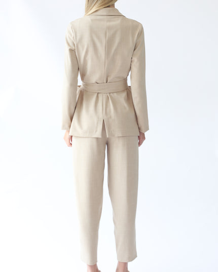 BLAZER CON CINTURA