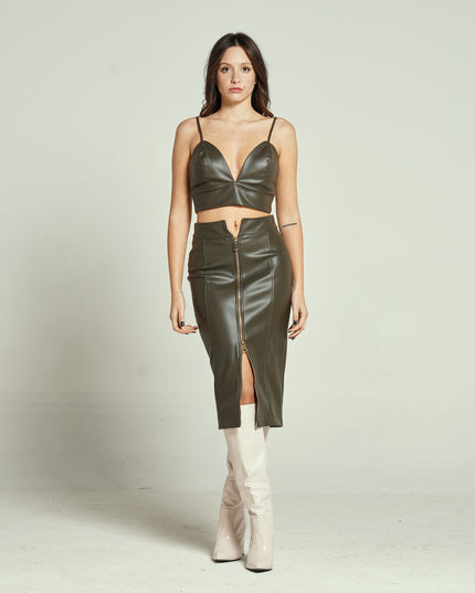 CROP-TOP CON COPPE TRIANGOLO IN ECOPELLE