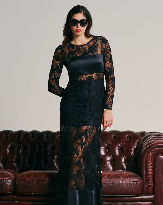 LONG LACE DRESS